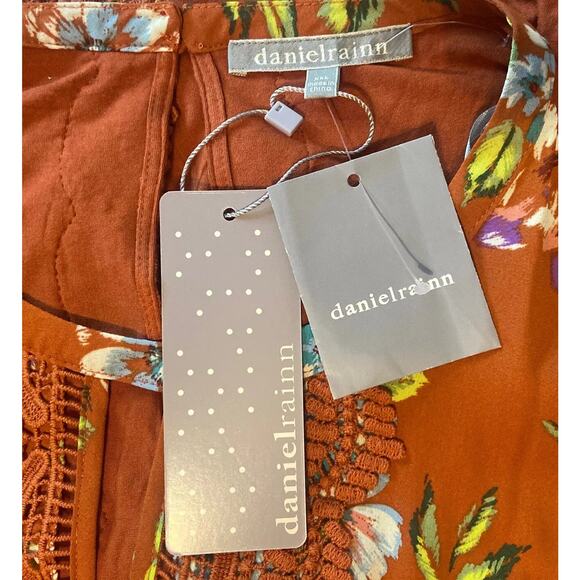 3032 NWT Daniel Rainn Quin Tank Top Women’s XL Rust Floral Tunic Lace Crochet - Picture 3 of 3